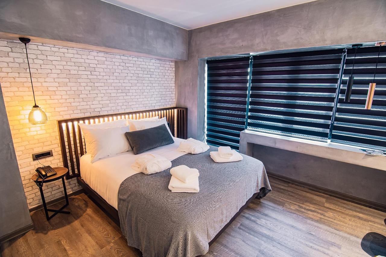 Project 3 Urban Chic Hotel Атина Екстериор снимка