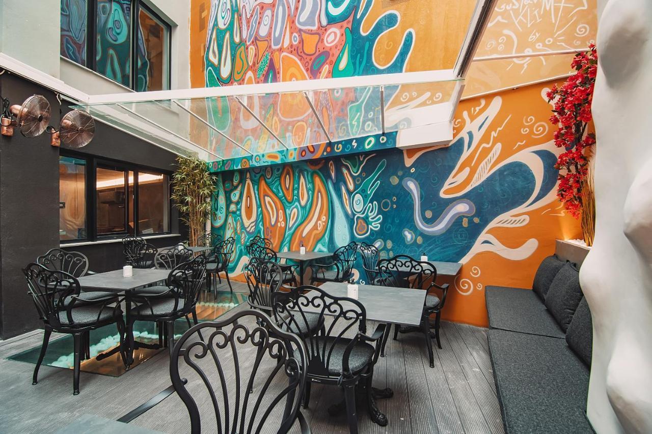 Project 3 Urban Chic Hotel Атина Екстериор снимка