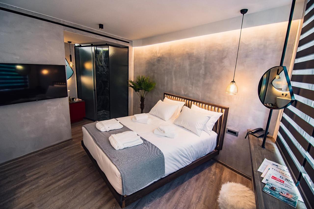 Project 3 Urban Chic Hotel Атина Екстериор снимка